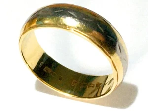 VINTAGE 18 CARAT YELLOW & WHITE GOLD HEAVY WEDDING RING SIZE N 1/2 - 5.2 GRAMS - Picture 1 of 4