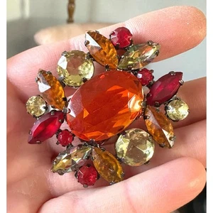 Vintage Molded MULTI COLOR Gorgeous RHINESTONE Estate BROOCH Pin - Picture 1 of 5