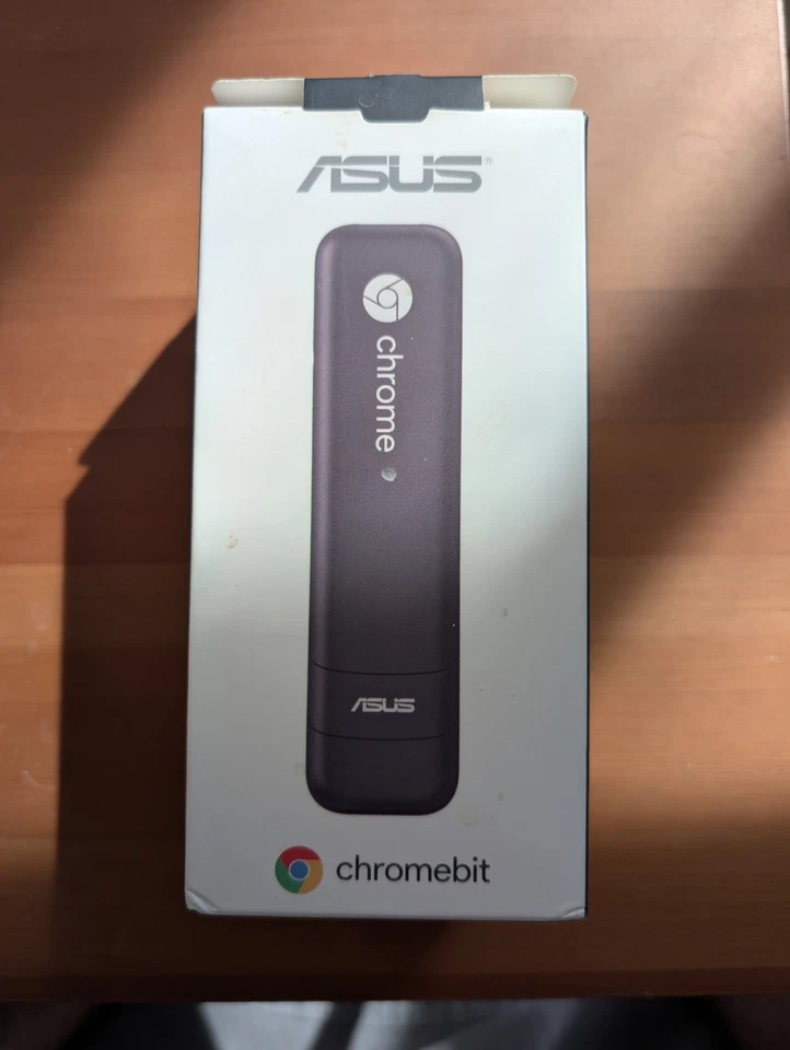 ASUS Chromebit CS10 16GB EMMC Compact Stick Desktop PC B013C 2GB LPDDR3 - Image 1 of 4