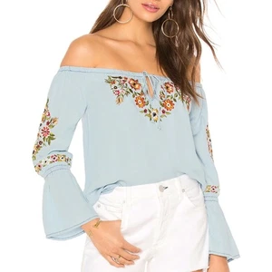 Cupcakes & Cashmere Adrien Off The Shoulder Top Chambray Women's Size Medium - Picture 1 of 10
