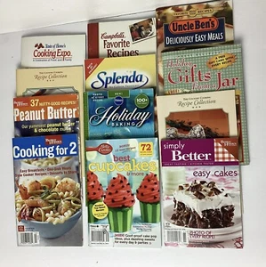 Vintage Lot of 12 Miscellaneous Cookbooks Booklets Better Homes Betty Crocker - Imagen 1 de 4