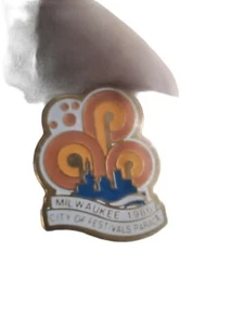 City Of Festivals Parade Milwaukee 1986 & Petite National Ice Center Pins Rare - Picture 1 of 9