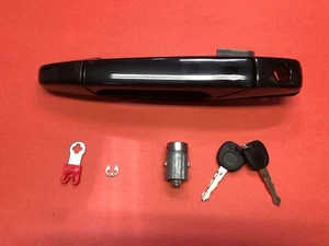 2007-2013 SILVERADO DRIVER BLACK SMOOTH DOOR HANDLE & LOCK CYLINDER REPAIR KIT! - Picture 1 of 3