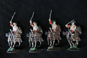 Plats d'étain CBG Mignot Cuirassier de Louis XV à la charge - Flat tin - Imagen 1 de 2
