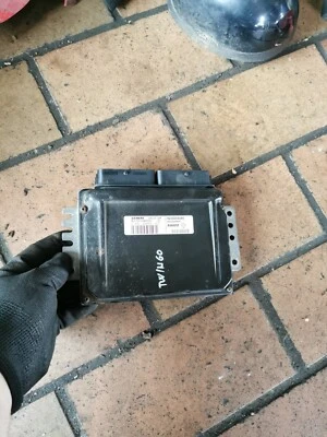 Orig. Centralina motore Renault Twingo I C06 1.2 43kW 58cv 8200059086 - Immagine 1 di 4