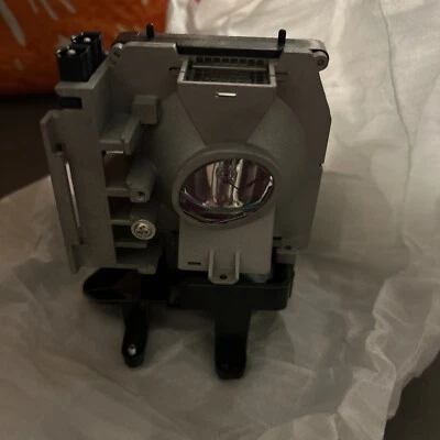 Repuesto Lámpara Proyector OSRAM Original para Toshiba TLPLET10 Nuevo Foto 1 de 4