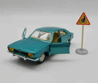 Atlas Dinky Toys 1409 Simca 1800 1:43 Diecast model car - Image 1 of 4
