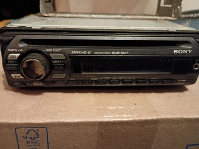 SONY CDX-GT310 AM/FM RADIO CD MP3 WMA Chevrolet Plug 1999-2002 Silverado 1 DIN - Image 1 of 4