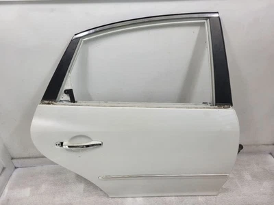 Carcasa de puerta derecha para pasajero trasero Hyundai Azera 2006-2011 - blanco polvo Foto 1 de 4