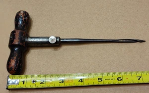 Herramienta de taladro de barrena de trinquete con mango en T antigua/de colección diseño único de Alemania - Imagen 1 de 20