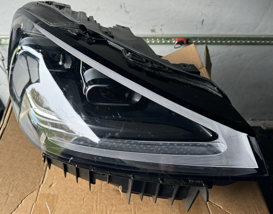 Smart #1 CyberSparks LED+ Scheinwerfer rechts  8895889923 - Bild 1 von 4