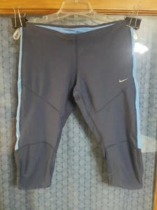 Womens Nike Dri Fit 3/4 Length Leggings Size L Light Blue/Navy Zip Pocket - Bild 1 von 11