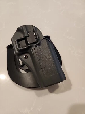 Blackhawk Model 2100270 Gun Firearm Weapon Holster For Use W/ Glock 17/22 860-R - Image 1 of 4