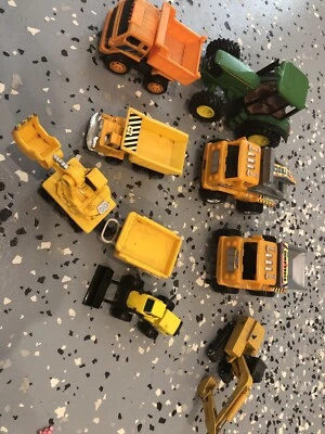 Die CAST John Deere Backhoe, John Deer Tractor, Ans Other Construction Equ - Image 1 of 4