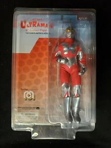 ULTRAMAN - con custodia protettiva / Modellino MEGO 8" - Foto 1 di 5