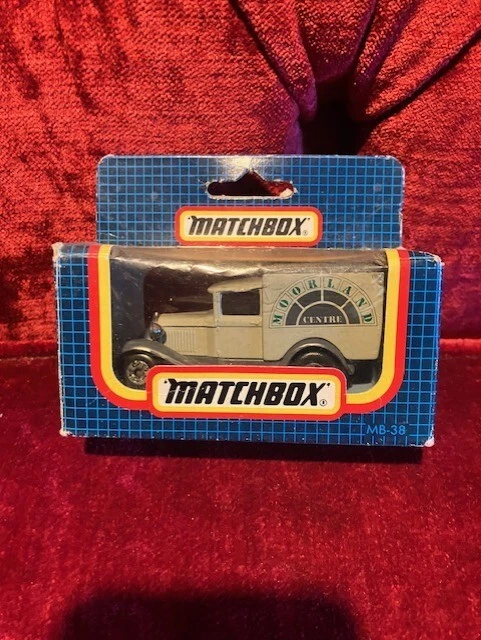 Vintage Matchbox FORD MODEL /  MOOR LAND CENTRE - Image 1 of 1
