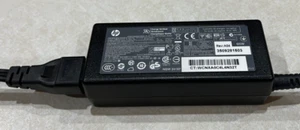 Adaptador de corriente alterna cargador HP 65W 19,5 V 3,33 A 7,4 mm*5,0 mm punta negra (677774-001) - Imagen 1 de 3