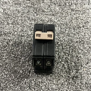 UND. lab. inc. QO 40 Amp 2-Pole Unit Circuit Breaker NE-3006 Made USA - Picture 1 of 6