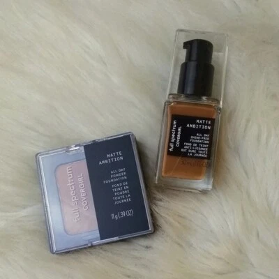 Paquete de base mate CoverGirl Foto 1 de 2