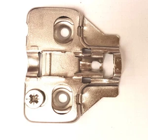 Placa de montaje Carlisle Brass FTD para bisagra de cierre suave (ajustable 2 partes) P4.10 - Imagen 1 de 2