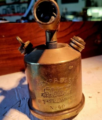 Fer à souder ancien - Photo 1/4