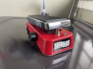 BONITO Interruptor de Pedal de Pie Vibrato Coro para Guitarra Jim Dunlop EE. UU. RotoVibe Modelo JD-4S - Imagen 1 de 8