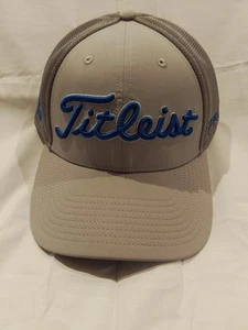 NUOVO! Cappello aderente Titleist FJ Pro V1 grigio e blu taglia L/XL - Foto 1 di 12