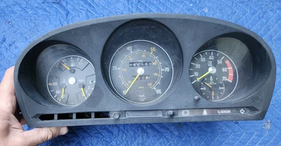 1972-1980 Mercedes 450SL conjunto de instrumentos velocímetro 85 MPH OEM 95422206 - Imagem 1 de 4