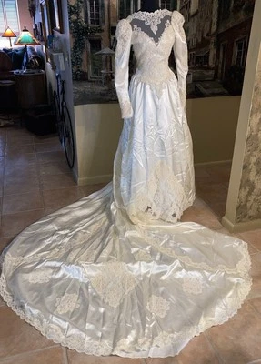 VTG Elaborate  Victorian Style White Satin / Ivory Lace Wedding Gown  4 - Image 1 of 4