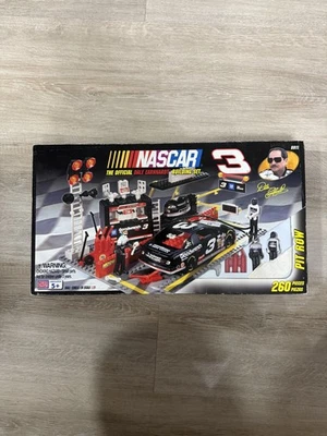 Mega Bloks Nascar Official Dale Earnhardt Building Set 9911 Pit Row Vintage New - Image 1 of 3