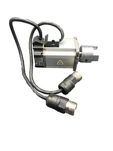 OMRON R88M-G40030H-S2-D 550W 106V 2,6A 0,4 3000 U/min SERVOMOTOR x1pc - Bild 1 von 4