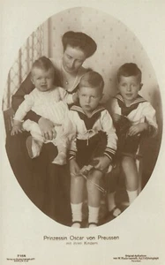 PRINCESA PRUSIANA OSCAR con NIÑOS ANTIGUA FOTO REAL POSTAL RPPC - Imagen 1 de 2