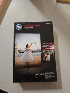 fabrycznie nowy papier fotograficzny HP Premium Plus 4 x 6 błyszczących 100 arkuszy natychmiast suchy (E-B) - Zdjęcie 1 z 6