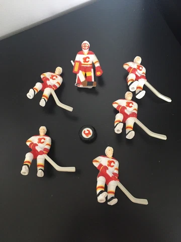 Wayne Gretzky Table Hockey Calgary Flames Players + Puck Cover