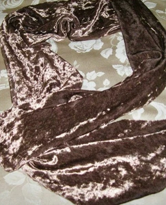 "KIRKS FOLLY BRAUNER VELOURS-TYP HALSTUCH - DIES IST UNSER LETZTER - UNSIGNIERT" - Bild 1 von 6