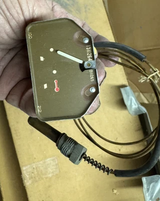 1940 1941 1942 1946 Chevrolet GMC parece ser nuevo medidor de temperatura original Foto 1 de 2