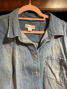 Plus Size Ava & Viv Denim Jean L/S Shirt, 2X Distressed Hem #826 - Picture 1 of 5