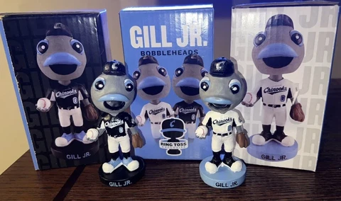 2023 Gill Jr Lakeshore Chinooks Ring Toss Bobblehead Set SGA Mini Mascot Brewers Cover