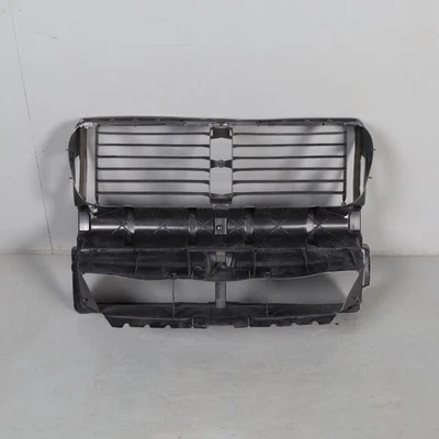 2012-2019 BMW 640i 650i Center Main Radiator Air Duct 51748050397 OEM Used - Image 1 of 4
