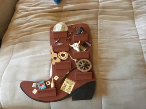 Wood Decorated Cowboy boot wall 8 By 6 Inches - Picture 1 of 6