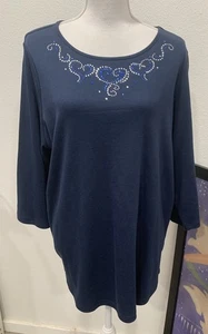 T-shirt Quacker Factory Plus taglia 1x blu navy cuori amore strass nuova con etichette A391994 - Foto 1 di 14