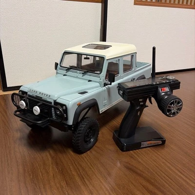 Crawler Defender 110 RC escala 1/10 con juego de parachoques de metal distancia entre ejes 334 mm Foto 1 de 4