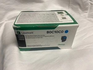 Lexmark 80C10C0 Tonerkassette Cyan Original Neu im Karton - Bild 1 von 2