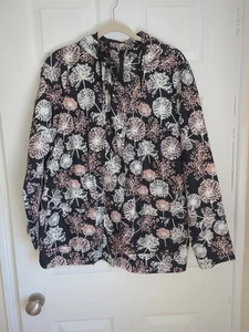 Marks And Spencer's Ladies Lightweight Raincoats Size Medium Zip & Poppers Hood - Picture 1 of 7