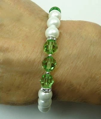 Handmade Beaded Stretch August Birthstone Bracelet Peridot - Image 1 of 4