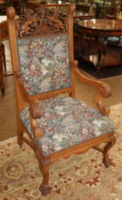 Sillón de oficina trono punta de aguja renacimiento roble tigre siglo XIX Foto 1 de 4