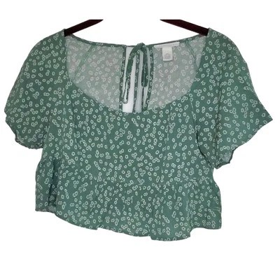 Full Tilt Women’s Junior Green Floral Print Cropped Blouse Short Sleeve S  - Image 1 of 4