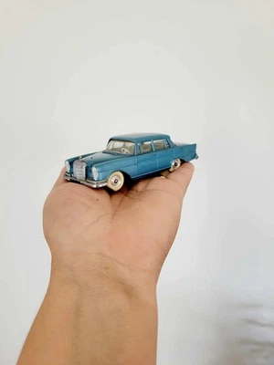 Vintage Dinky Toys JRD 153 Blue Mercedes 220 S  - Image 1 of 4