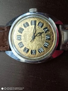 WOSTOK Vintage Mechanical Wristwatch 17 Jewels USSR Men’s Watch - Runs - Picture 1 of 5
