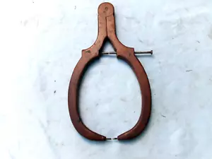 FANCY WOODEN OUTSIDE CALIPERS - 9" MODEL - UNSIGNED - Picture 1 of 6